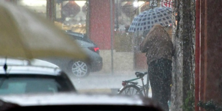 ΕΛΛΑΔΑ: Σε κλοιό κακοκαιρίας η χώρα - Νέο κύμα τοπικά ισχυρών βροχών και καταιγίδων